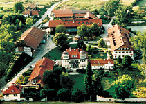 00_head_01 Herrmannsdorf from the air; Foto: Herrmannsdorfer